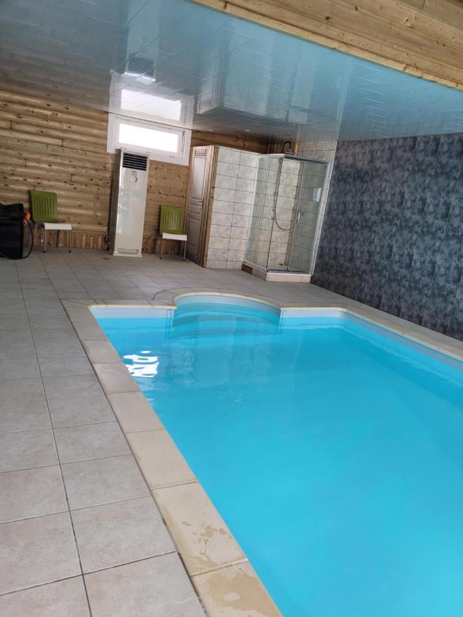 Au Relais Du Canal A Grand Gabarit Nesle Εξωτερικό φωτογραφία